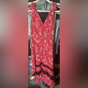 Nanette Lepore Size 10 Red Floral Sleeveless Pleated Flowy Sun Dress